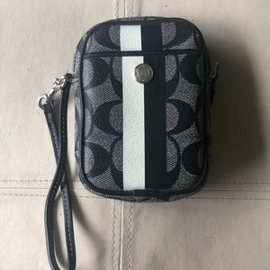 COACH SIGNATURE STRIPE CASE